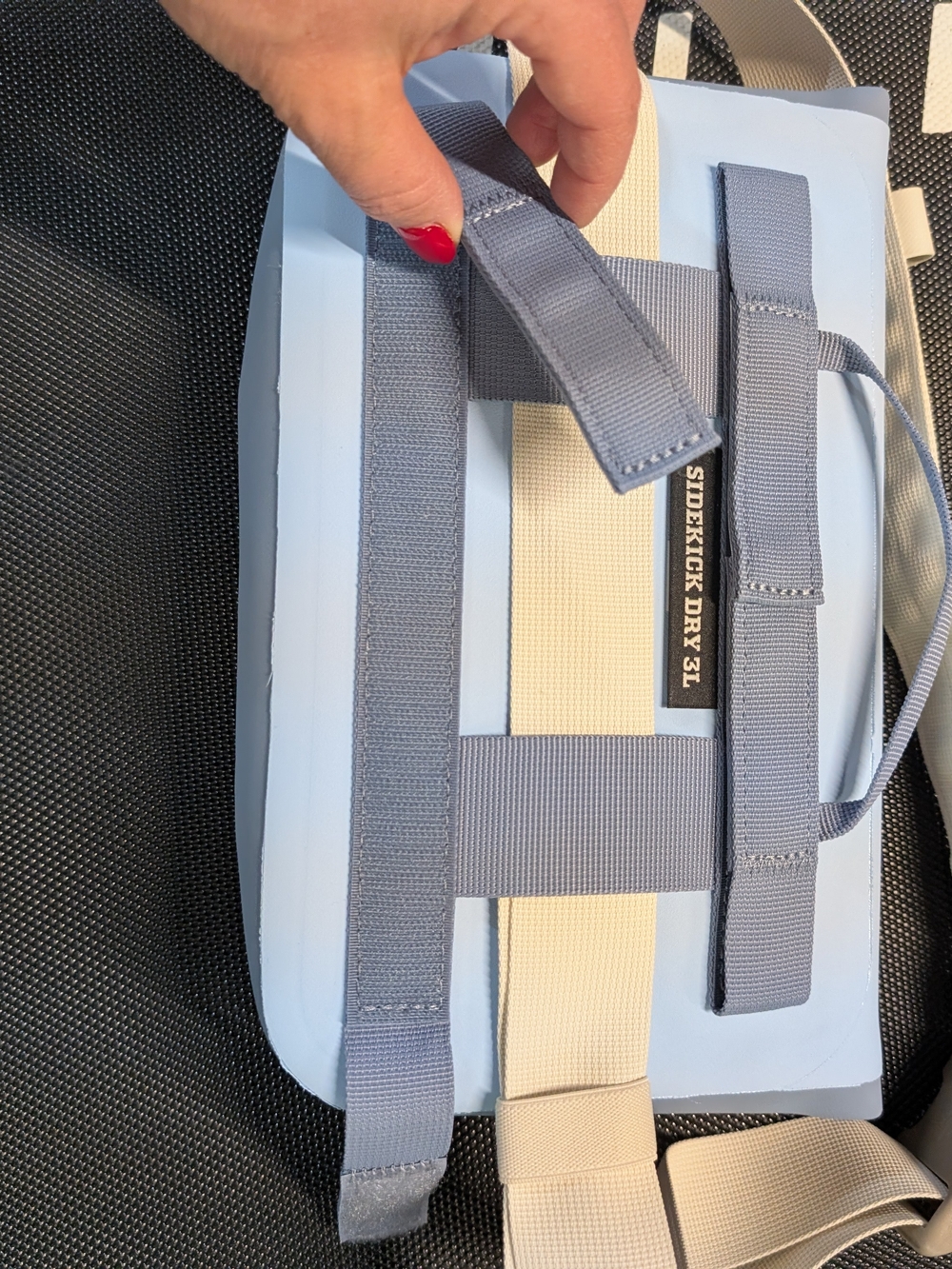 Yeti Light Blue Crossbody Belt Bag with Cream Strap - Picture 8 of 11